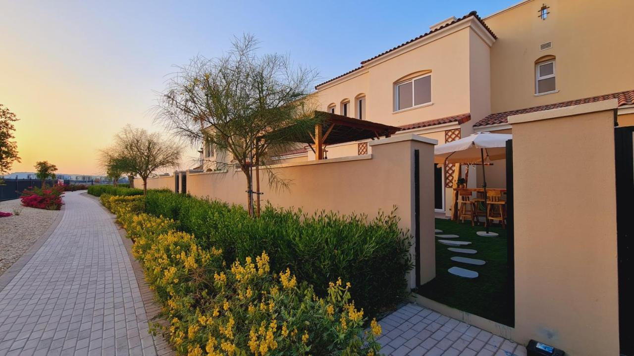 Villa Casa-Viva Dubái Exterior foto